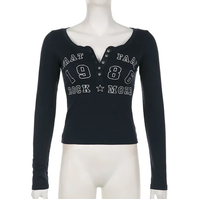 Black T-shirt Women Autumn Letter Print Streetwear Long Sleeves O-Neck Bodycon Sexy Top Button Fashion Casual Slim Tees Female